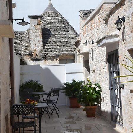Conversa De Amicis N 8 Alberobello Ruang foto